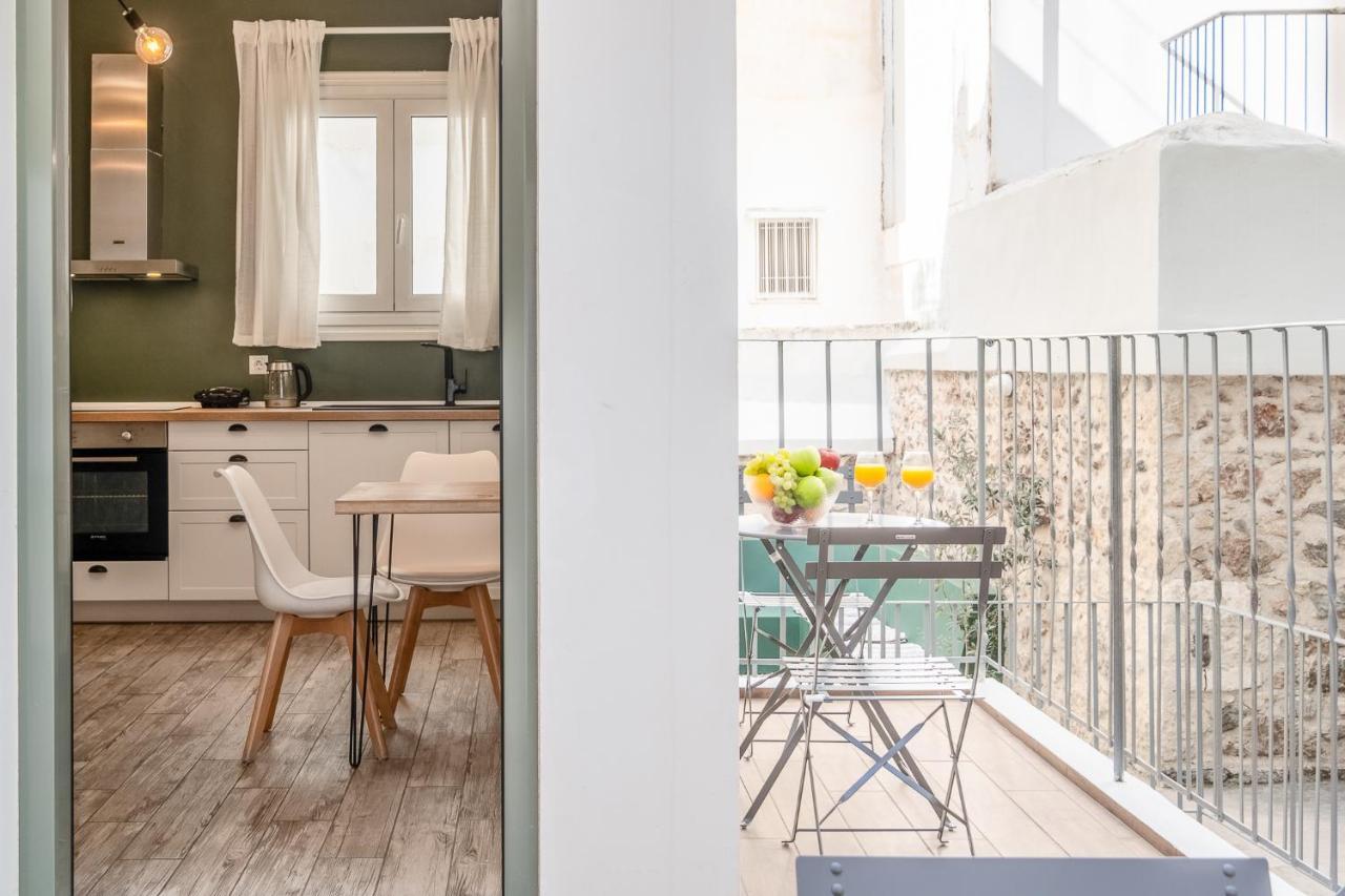 Central5 Boutique Apartments With Common Garden Next To Metro Athènes Extérieur photo
