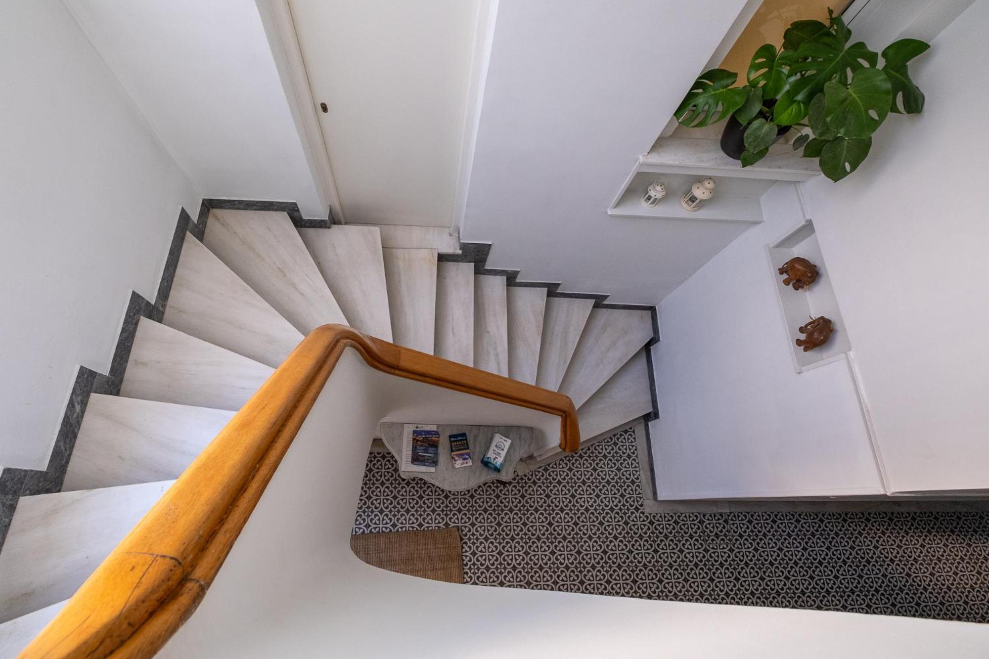 Central5 Boutique Apartments With Common Garden Next To Metro Athènes Extérieur photo