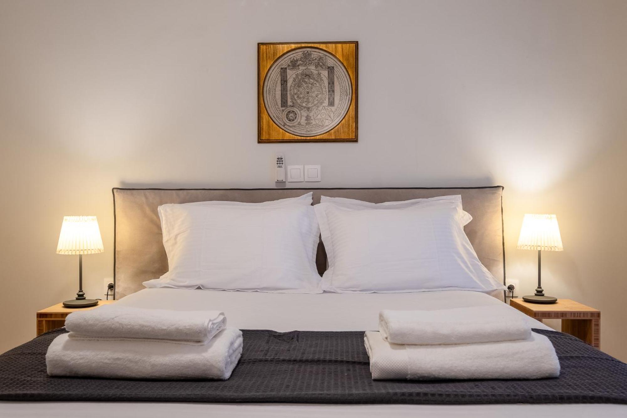 Central5 Boutique Apartments With Common Garden Next To Metro Athènes Extérieur photo